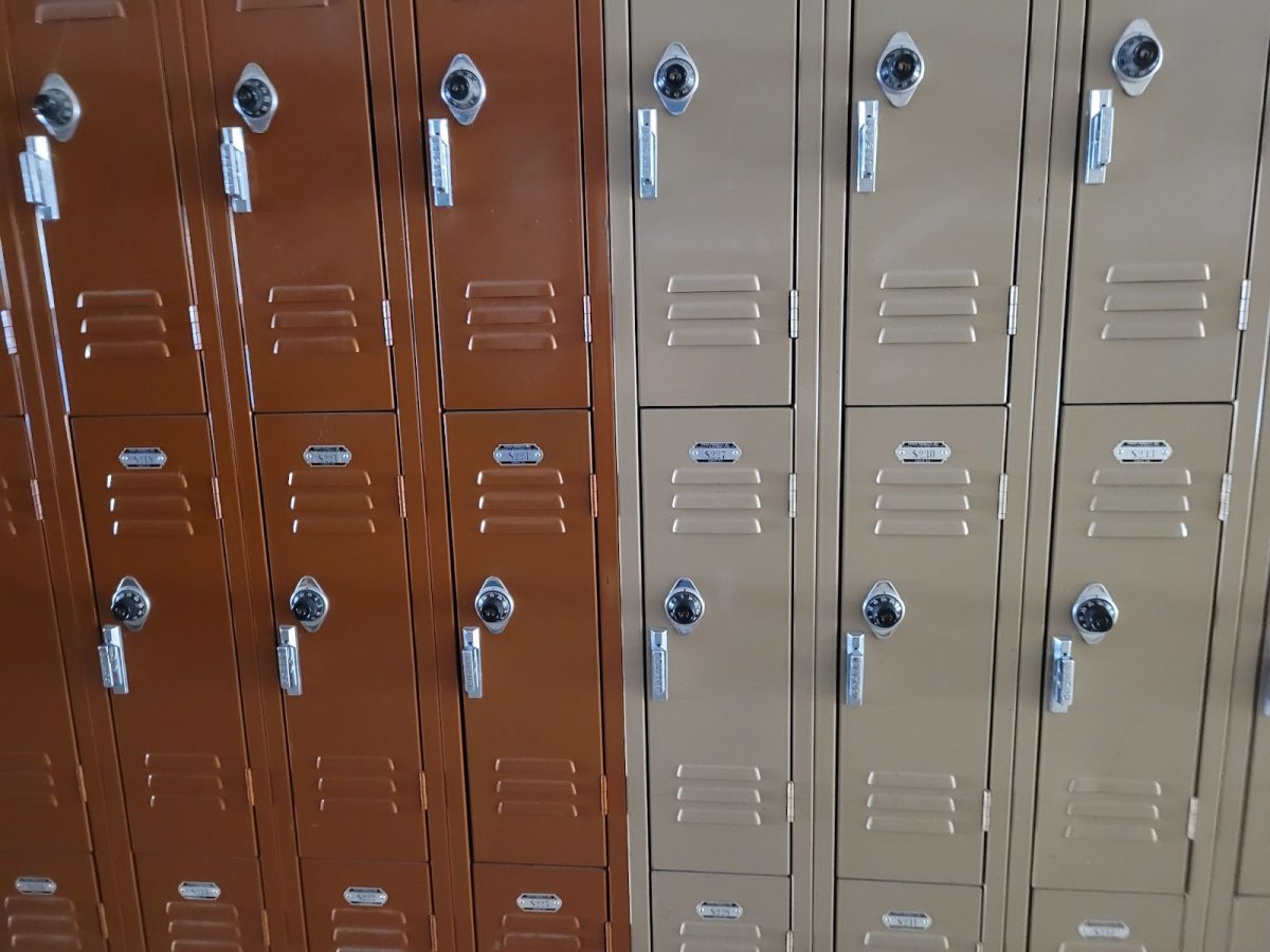 Is SLOHS Weird For Its Lack of Lockers?