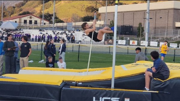 Check out SLOHS Pole Vaulting Athletes on the Track and Field team!
