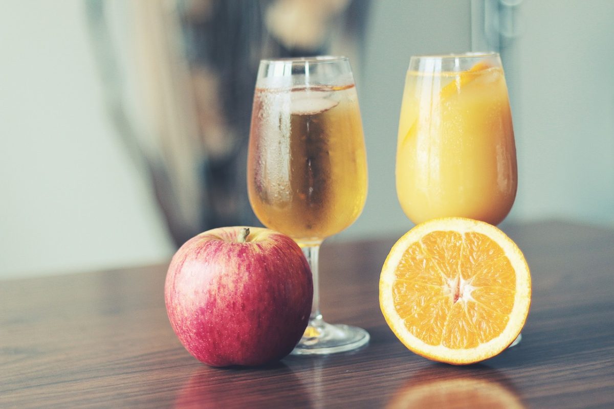 Apple vs Orange: what is the superior juice?