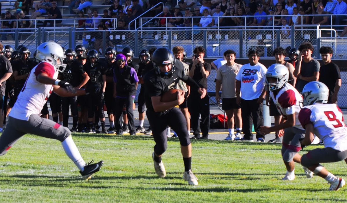 SLOHS' Football Teams Walk Out with Stunning Wins