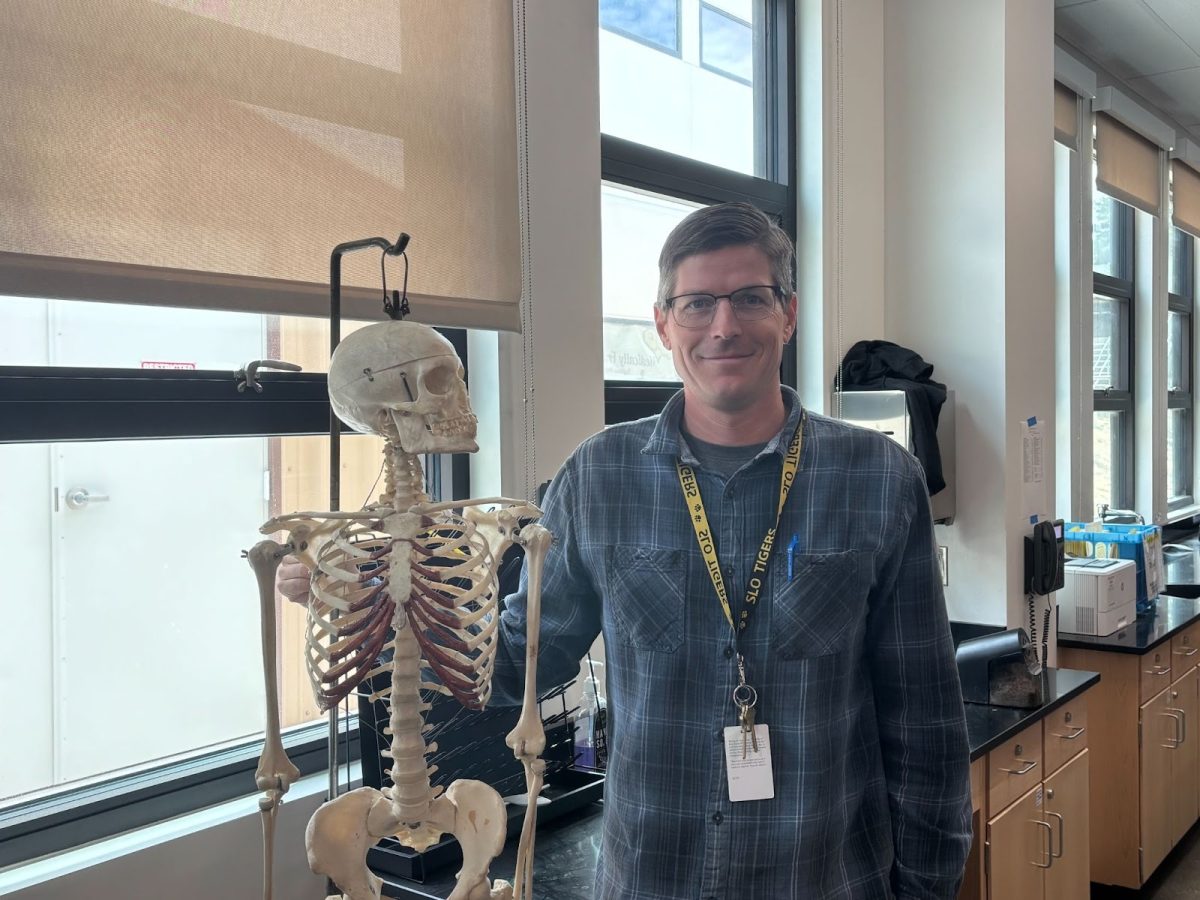 Back in Black and Gold!: Former Tiger Jon Sainsbury Returns to Teach Biology