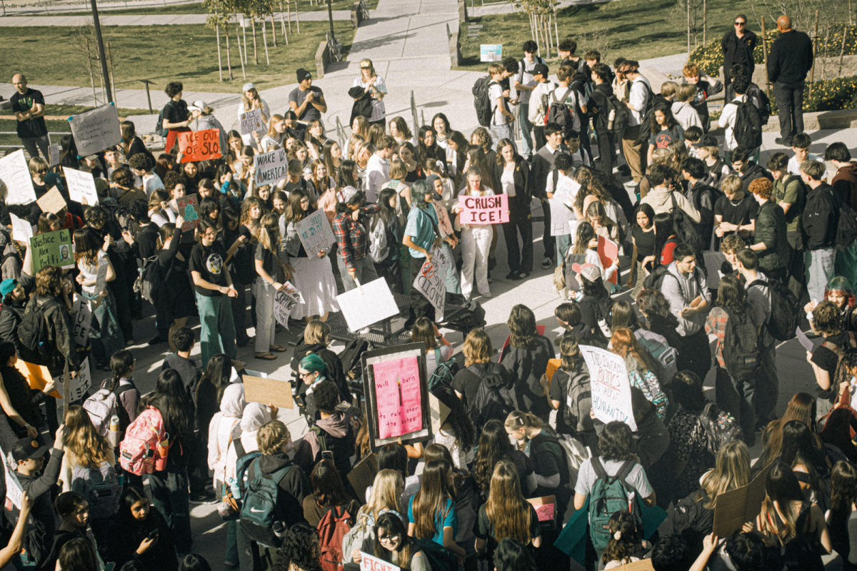 SLOHS Students Walkout to Protest ICE After Federal Agents Kill U.S. Citizens in Minnesota