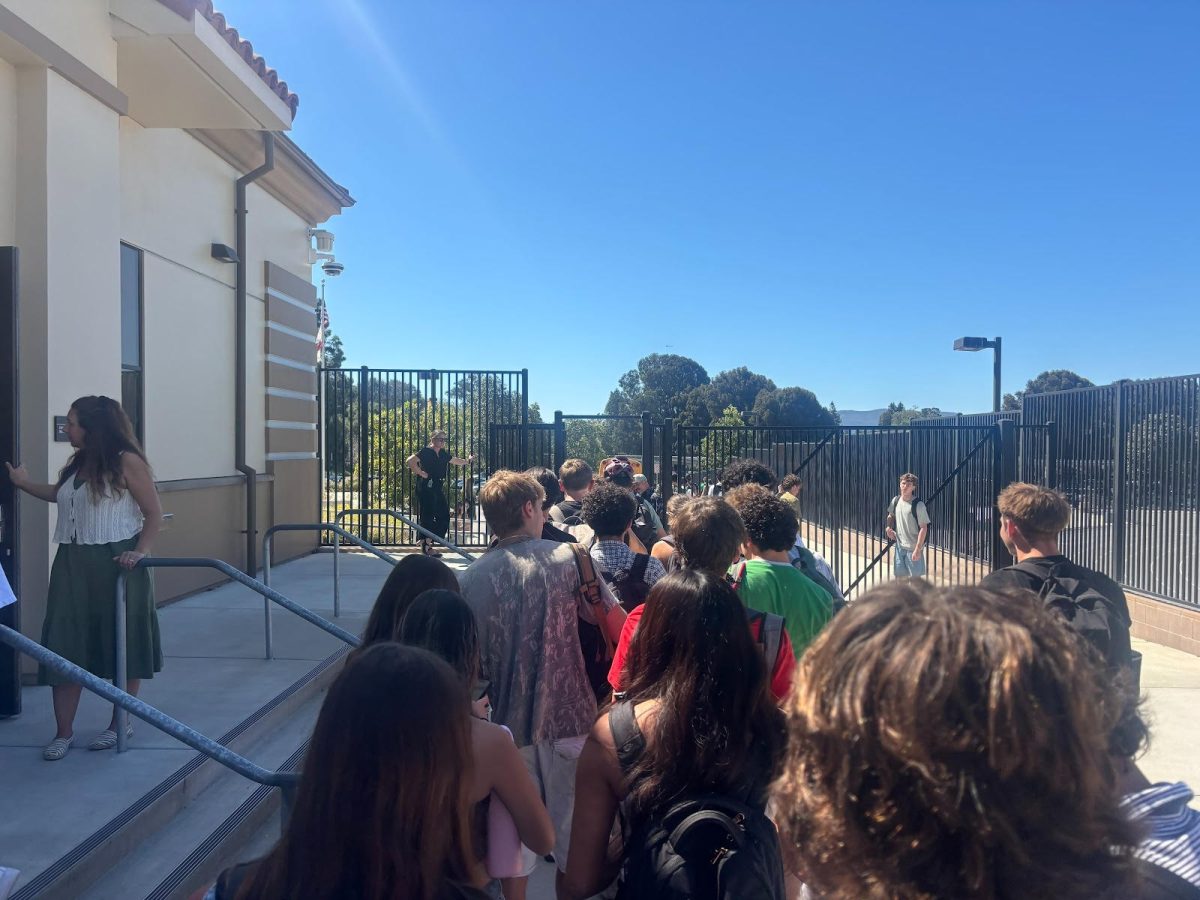 SLOHS Needs to Extend the Lunch Period for Students!